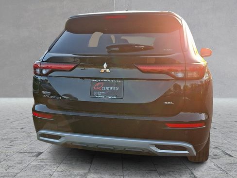 Used 2023 Mitsubishi Outlander SEL 40th Anniversary image 10