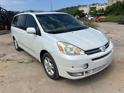 Used 2004 Toyota Sienna FWD image 4