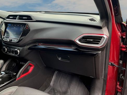 Used 2023 Chevrolet TrailBlazer RS w/ Convenience Package image 18