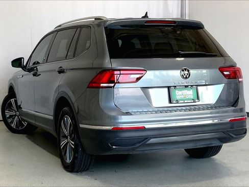 Used 2024 Volkswagen Tiguan Wolfsburg Edition FWD image 9