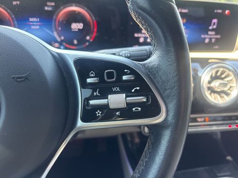 Used 2020 Mercedes-Benz A 220 A 220 image 17