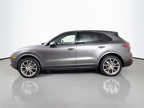 Used 2019 Porsche Cayenne image 32