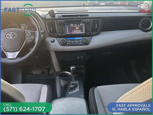 Used 2013 Toyota RAV4 XLE image 28