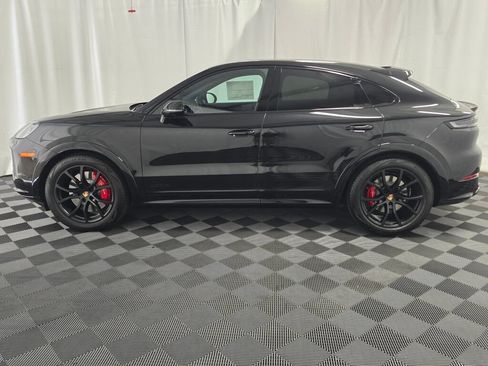 New 2026 Porsche Cayenne GTS AWD/4WD image 2