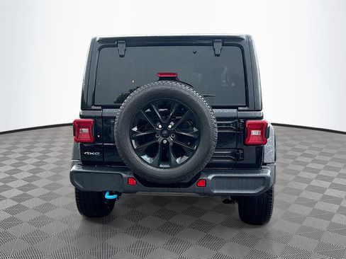 Used 2023 Jeep Wrangler Unlimited Sahara w/ Cold Weather Group AWD/4WD image 7