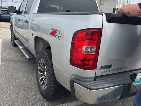 Used 2011 Chevrolet Silverado 1500 LT w/ All-Star Edition image 5