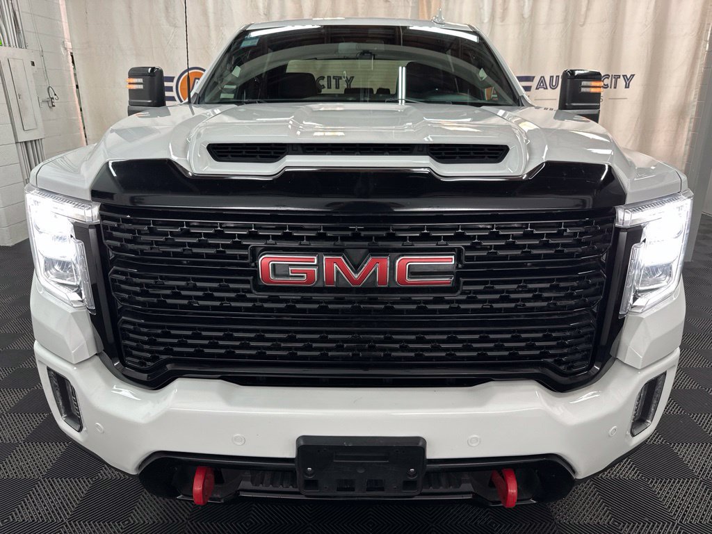 Used 2023 GMC Sierra 2500 AT4 w/ Driver Alert Package I AWD/4WD image 3