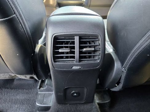 Used 2023 Ford Escape ST-Line FWD image 13