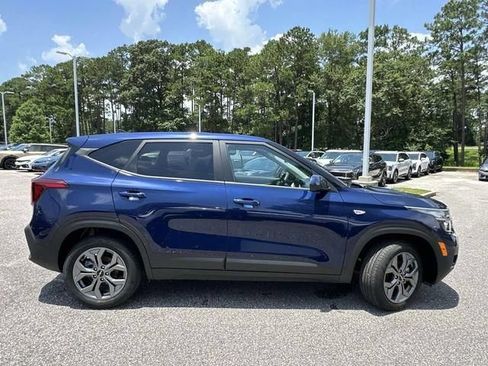 Used 2026 Kia Seltos LX FWD image 31