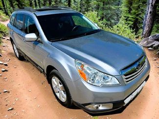 Used 2012 Subaru Outback 2.5i Limited image 1