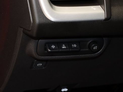 Certified 2024 GMC Terrain SLT w/ Tech Package image 26