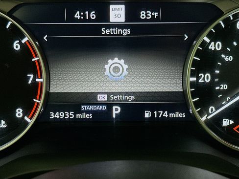 Used 2023 Nissan Rogue SL w/ SL Premium Package FWD image 19