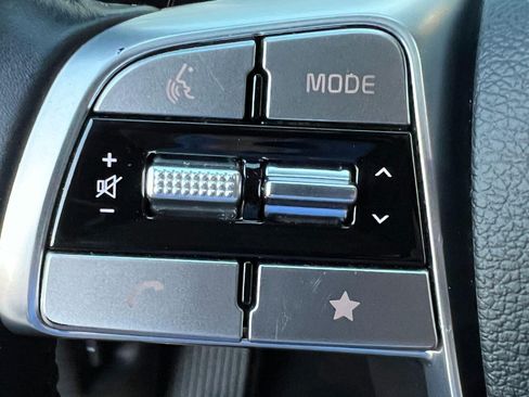 Used 2025 Kia Telluride S AWD/4WD image 19