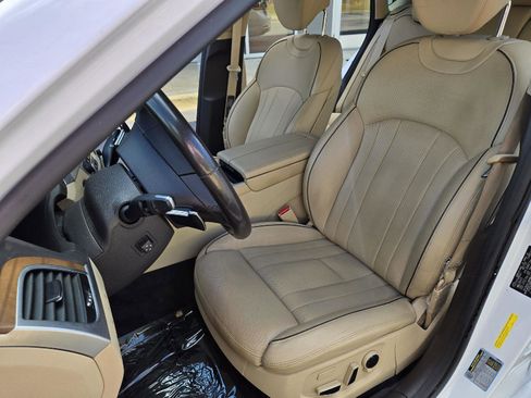 Used 2018 Genesis G80 3.8 w/ Option Group 03 RWD image 4