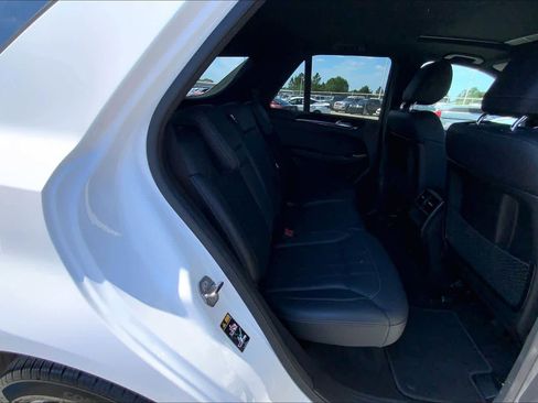 Used 2018 Mercedes-Benz GLE 350 4MATIC image 19