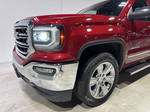 Used 2018 GMC Sierra 1500 SLT image 10