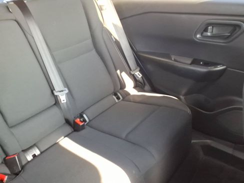 Used 2024 Nissan Rogue S FWD image 25