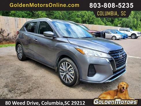 Used 2024 Nissan Kicks SV FWD image 1