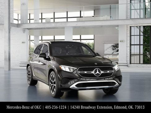 Used 2026 Mercedes-Benz GLC 350e 4MATIC image 9