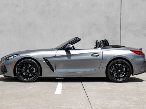 Used 2024 BMW Z4 sDrive30i w/ Convenience Package RWD image 21