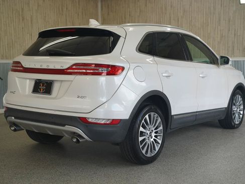 Used 2017 Lincoln MKC Reserve w/ Lincoln MKC Climate Package FWD image 10