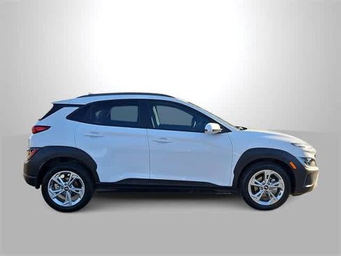Certified 2022 Hyundai Kona SEL w/ Convenience Package image 9