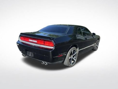 Used 2014 Dodge Challenger R/T RWD image 20