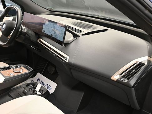 Used 2022 BMW iX xDrive50 w/ Sport Package image 37