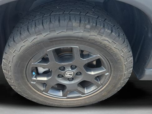 Certified 2024 Honda Pilot TrailSport image 34