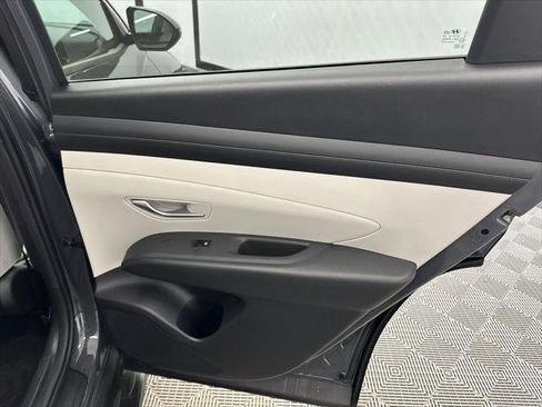 New 2026 Hyundai Tucson SEL image 17