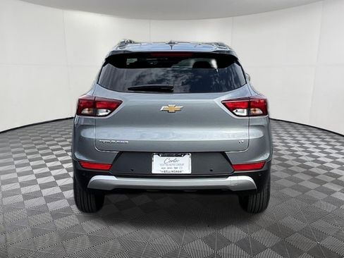 Used 2026 Chevrolet TrailBlazer LT w/ Convenience Package FWD image 5