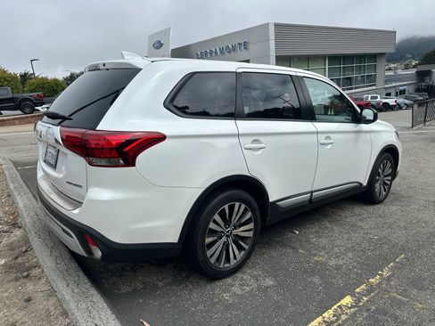 Used 2019 Mitsubishi Outlander ES FWD image 7