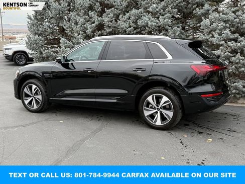 Used 2024 Audi Q8 e-tron Premium Plus image 5