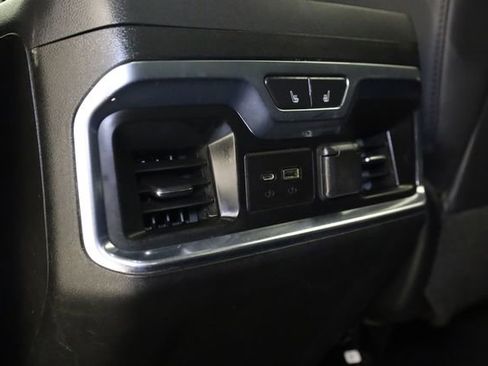 Used 2021 Chevrolet Silverado 1500 LTZ AWD/4WD image 29
