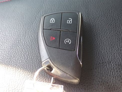 Used 2023 GMC Canyon AT4 w/ AT4 Premium Package image 31