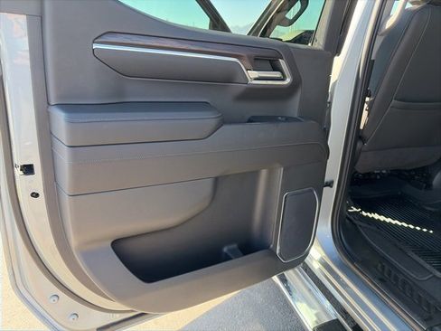 Used 2023 GMC Sierra 1500 SLT w/ SLT Convenience Package image 18