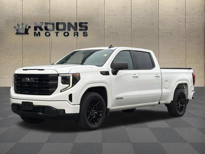 Used 2022 GMC Sierra 1500 Elevation w/ LPO, Elevation Black Package