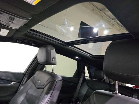 Used 2023 Cadillac XT5 Premium Luxury image 38