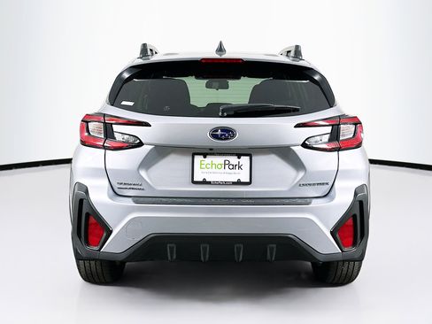 Used 2024 Subaru Crosstrek 2.0i Premium image 7