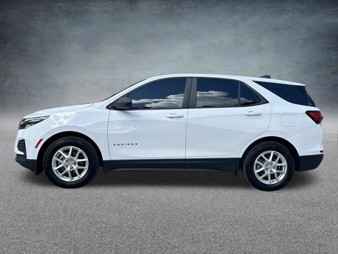 Used 2022 Chevrolet Equinox LS FWD image 8