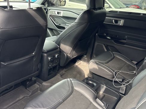 Used 2021 Ford Explorer ST image 6