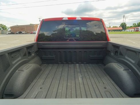 Used 2018 Ford F150 Lariat w/ Equipment Group 502A Luxury AWD/4WD image 12