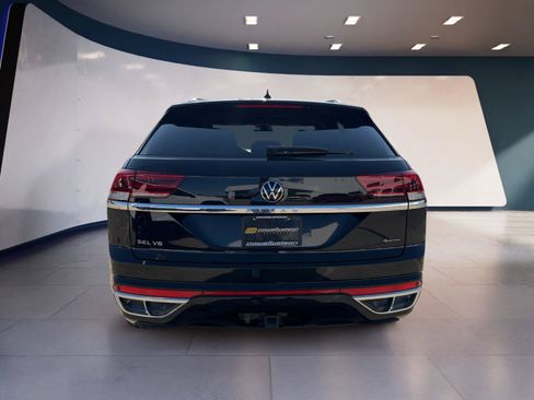 Used 2023 Volkswagen Atlas Cross Sport SEL Premium R-Line AWD/4WD image 4