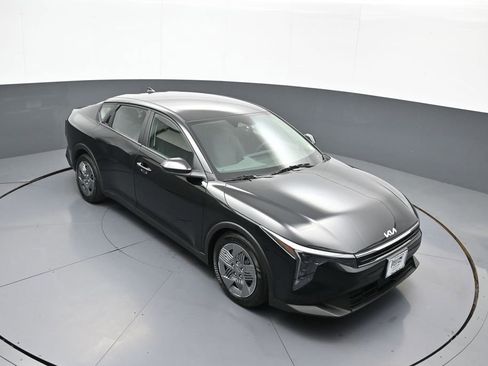 Used 2025 Kia K4 FWD image 35