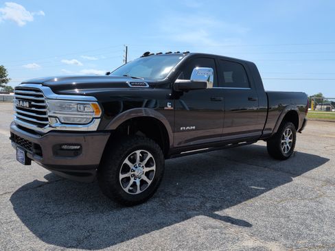 Used 2024 RAM 2500 Limited w/ Safety Group AWD/4WD image 6