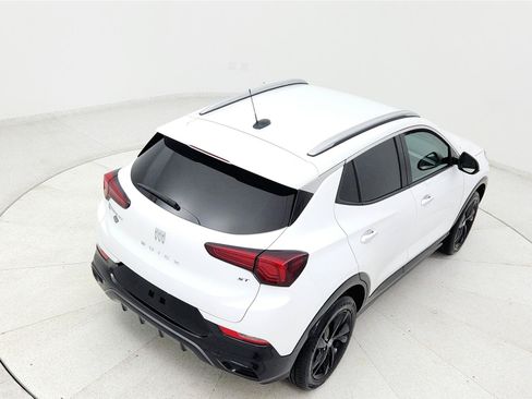 Used 2024 Buick Encore GX Sport Touring AWD/4WD image 17