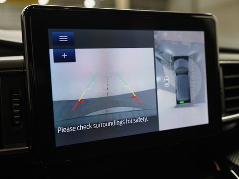 Used 2022 Ford Explorer ST-Line w/ Class IV Trailer Tow Package image 25