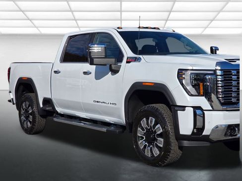 New 2026 GMC Sierra 2500 Denali w/ Denali Reserve Package image 41