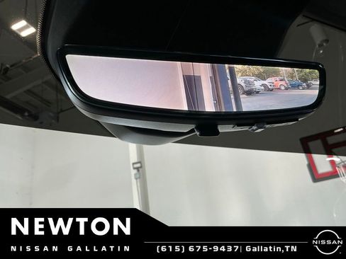 Used 2021 Cadillac Escalade ESV Sport Platinum RWD image 10