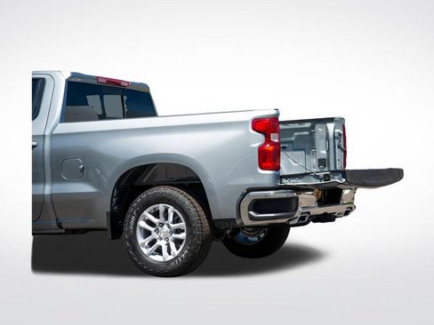 New 2026 Chevrolet Silverado 1500 LT w/ Z71 Off-Road Package AWD/4WD image 10